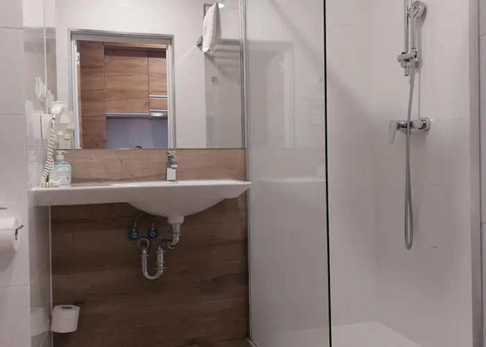 Apartmenty Czarna Gora 209 Sienna (Klodzko)